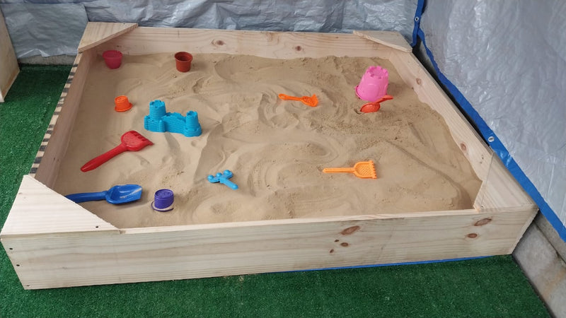 Arena para juegos de niños 25kg – limpia, harneada y lavada. Sin piedras ni impurezas. Entrega a domicilio en Santiago. Cimic, empresa familiar con 16 años de experiencia. cimic.cl