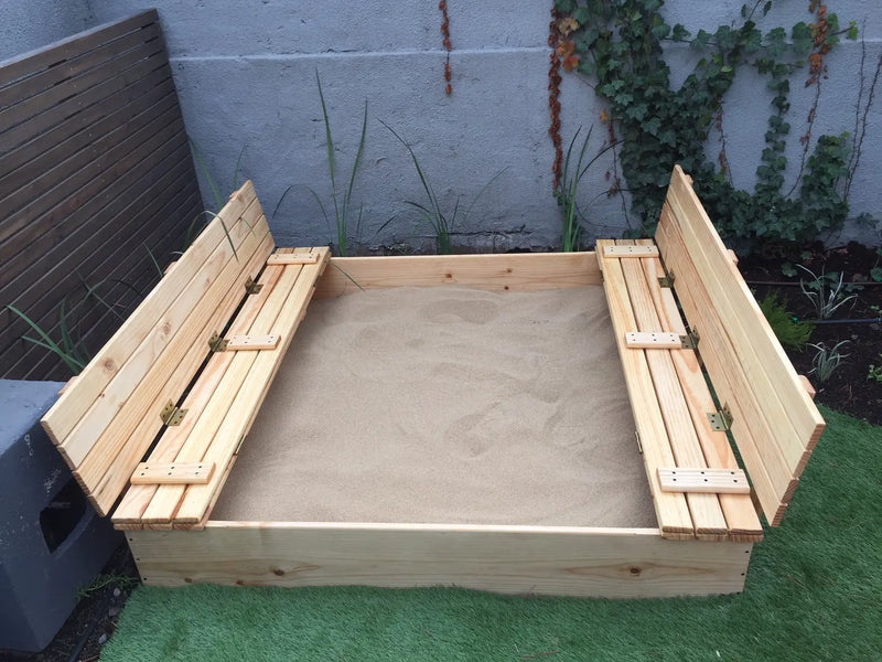 Arenero infantil con arena limpia para niños en Santiago. Arena harneada, lavada y libre de impurezas, saco 25kg. Despacho a domicilio en toda la Región Metropolitana. Cimic – cimic.cl
